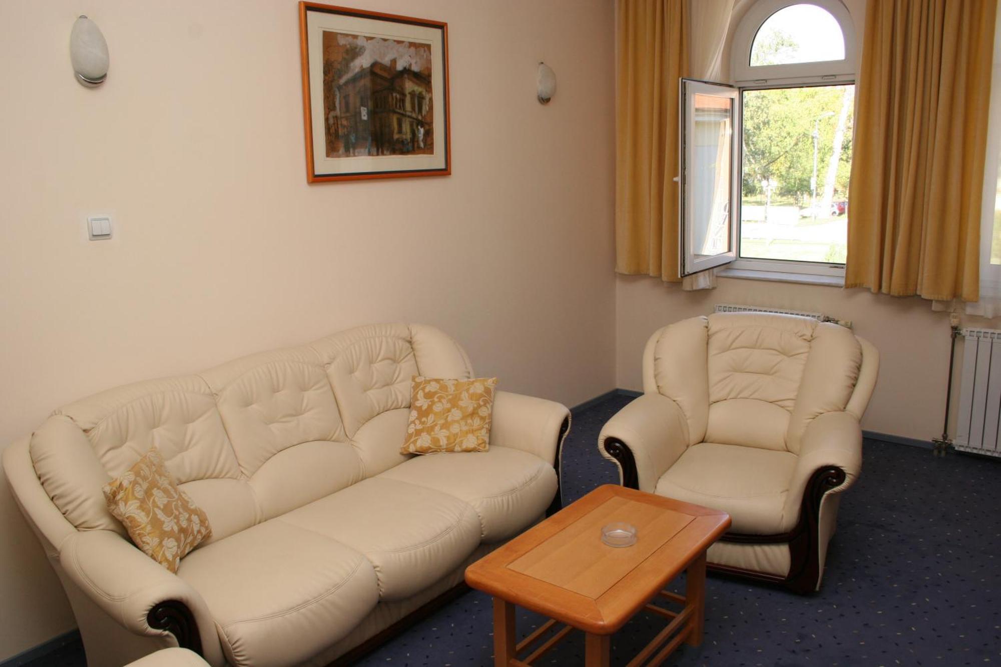 Hotel Prezident Palić Δωμάτιο φωτογραφία