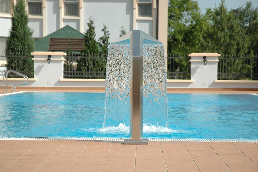 Hotel Prezident Palić Εξωτερικό φωτογραφία