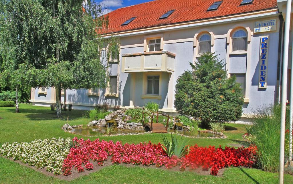 Hotel Prezident Palić Εξωτερικό φωτογραφία