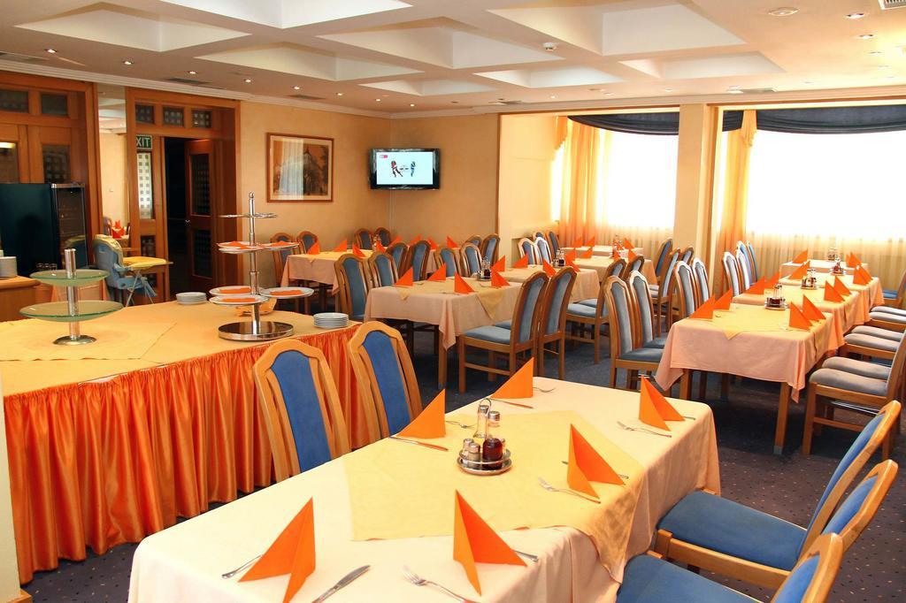 Hotel Prezident Palić Εξωτερικό φωτογραφία