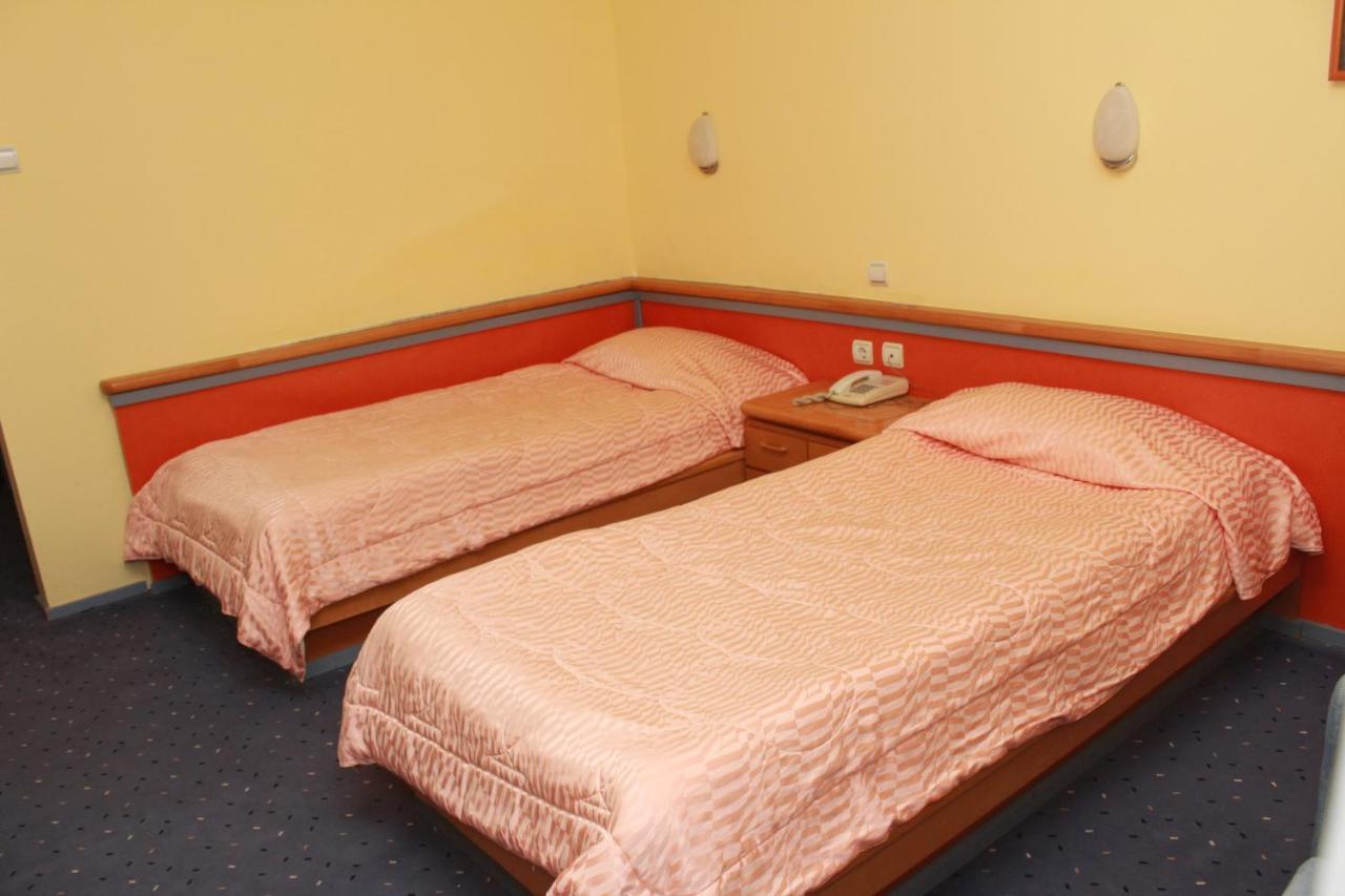Hotel Prezident Palić Εξωτερικό φωτογραφία
