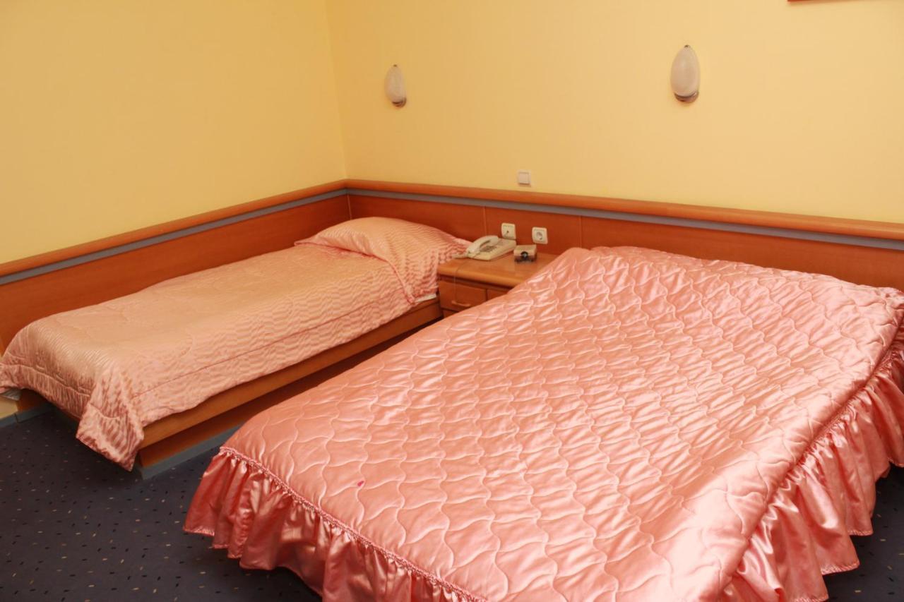 Hotel Prezident Palić Εξωτερικό φωτογραφία