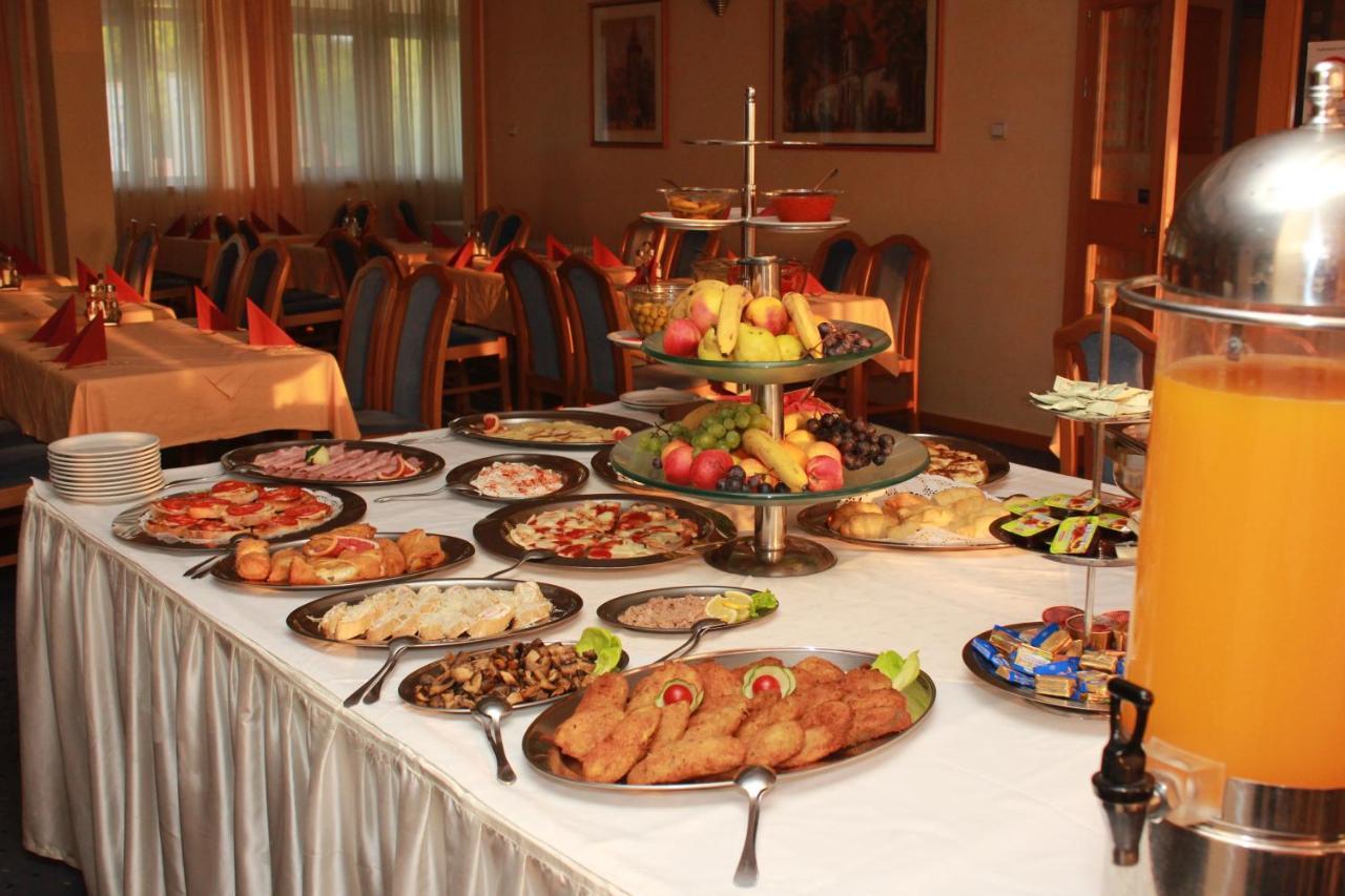 Hotel Prezident Palić Εξωτερικό φωτογραφία