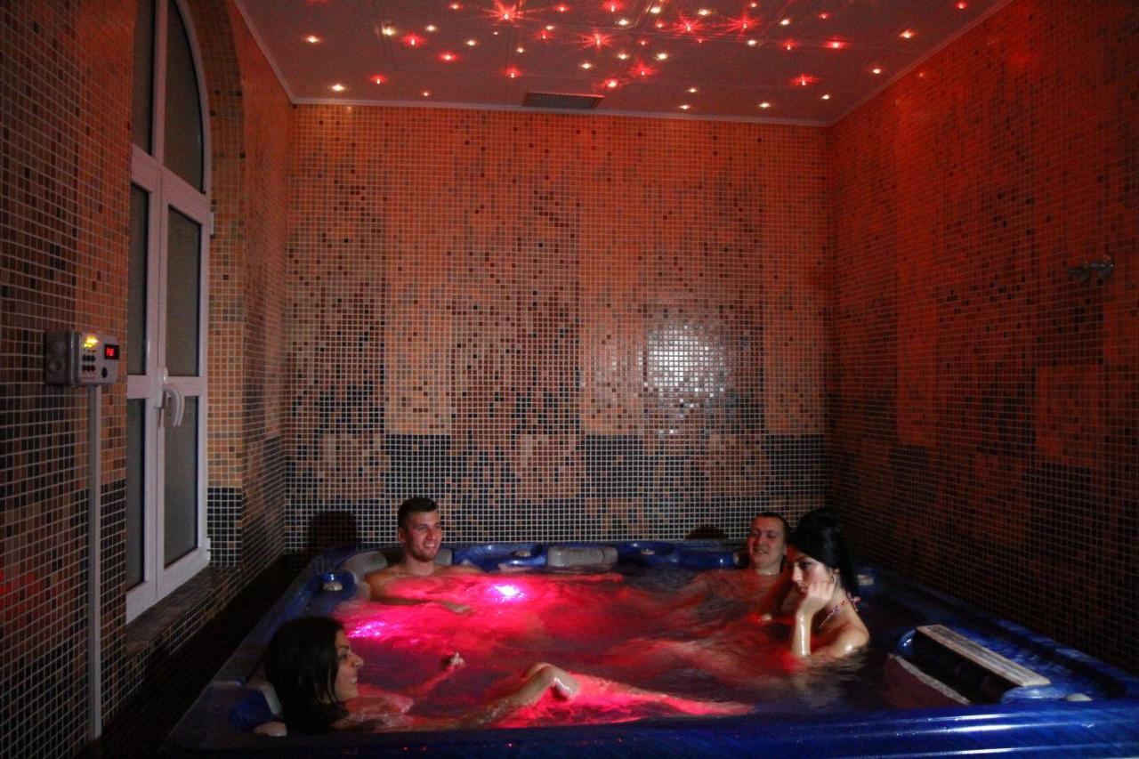 Hotel Prezident Palić Εξωτερικό φωτογραφία